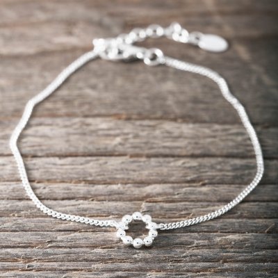 Faith Armband Cirkel med Pluppar