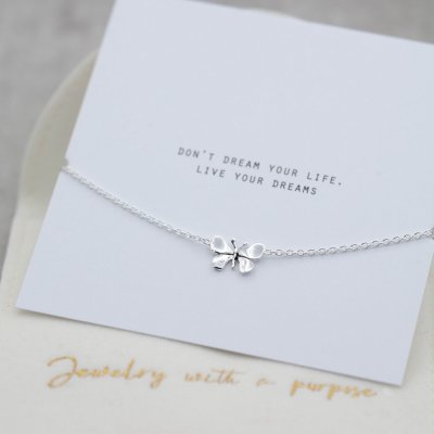 Faith Silverarmband fjäril