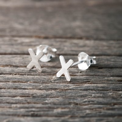 Faith Örhängen Litet Kryss